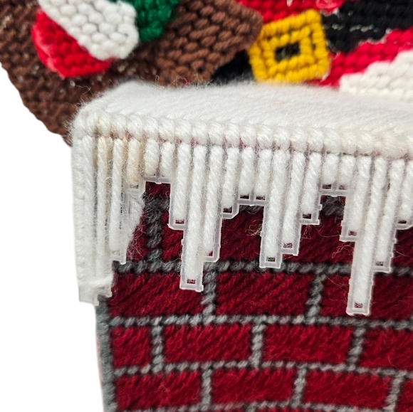 Vintage Handmade Red 3D Christmas Santa in Chimney Needlepoint Tissue Box Cover - Picture 4 of 9